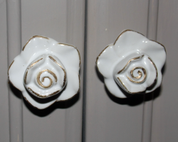 rose-knobs